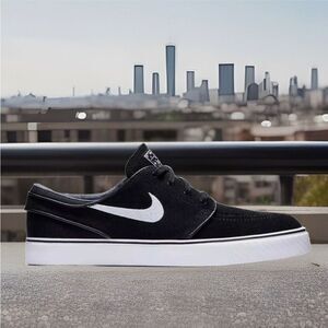 Nike SB Zoom Stefan Janoski Suede Black White 333824-026 Mens 9 US 8.5 UK 42.5